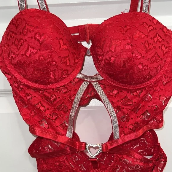 One piece😍 - Picture 3 of 5